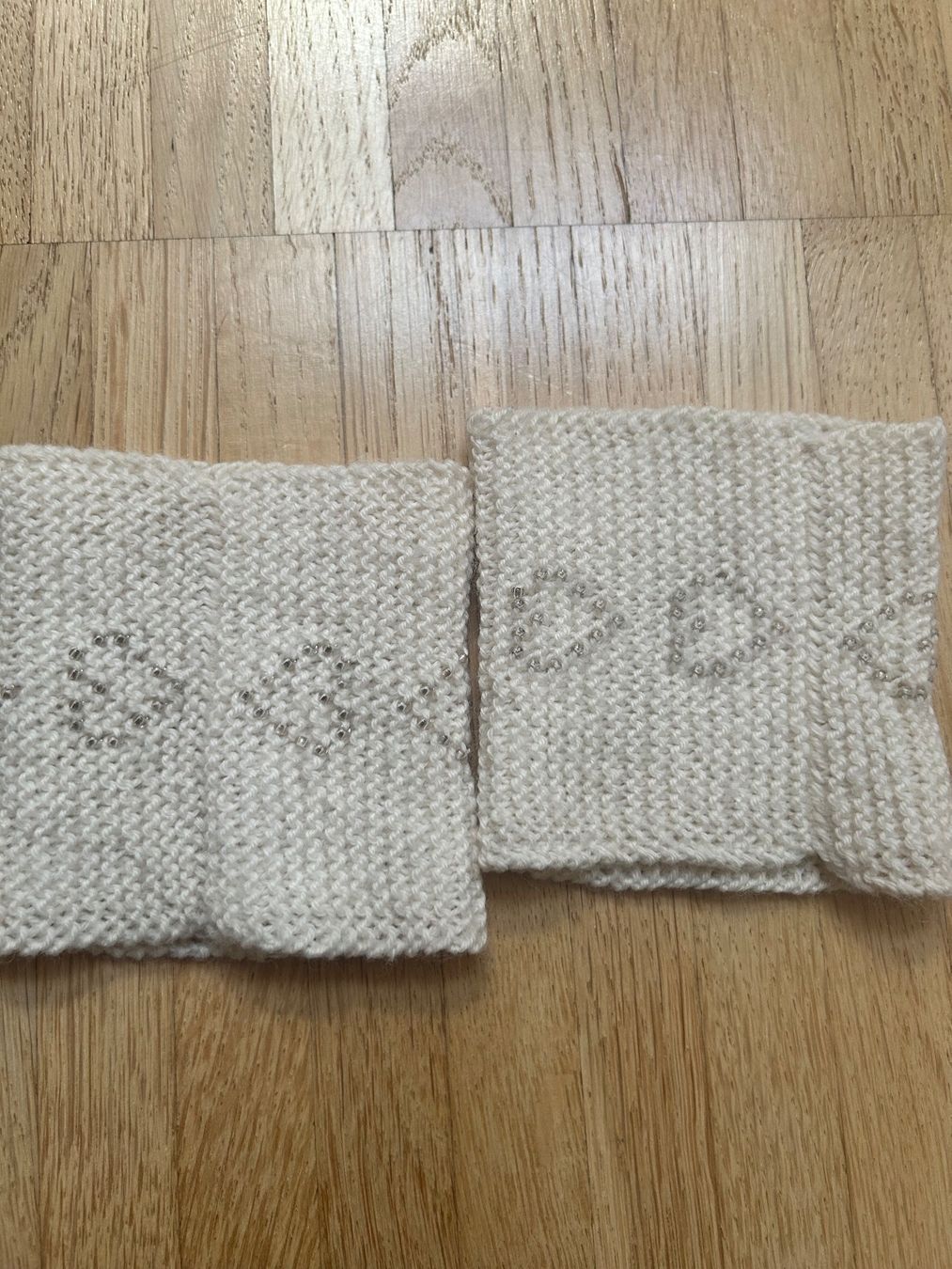 Altro in  Abbigliamento & Accessori: HANDSTULPEN – Nuovo (secondo la descrizione) da Dättwil AG venduto da fio_d76l 3