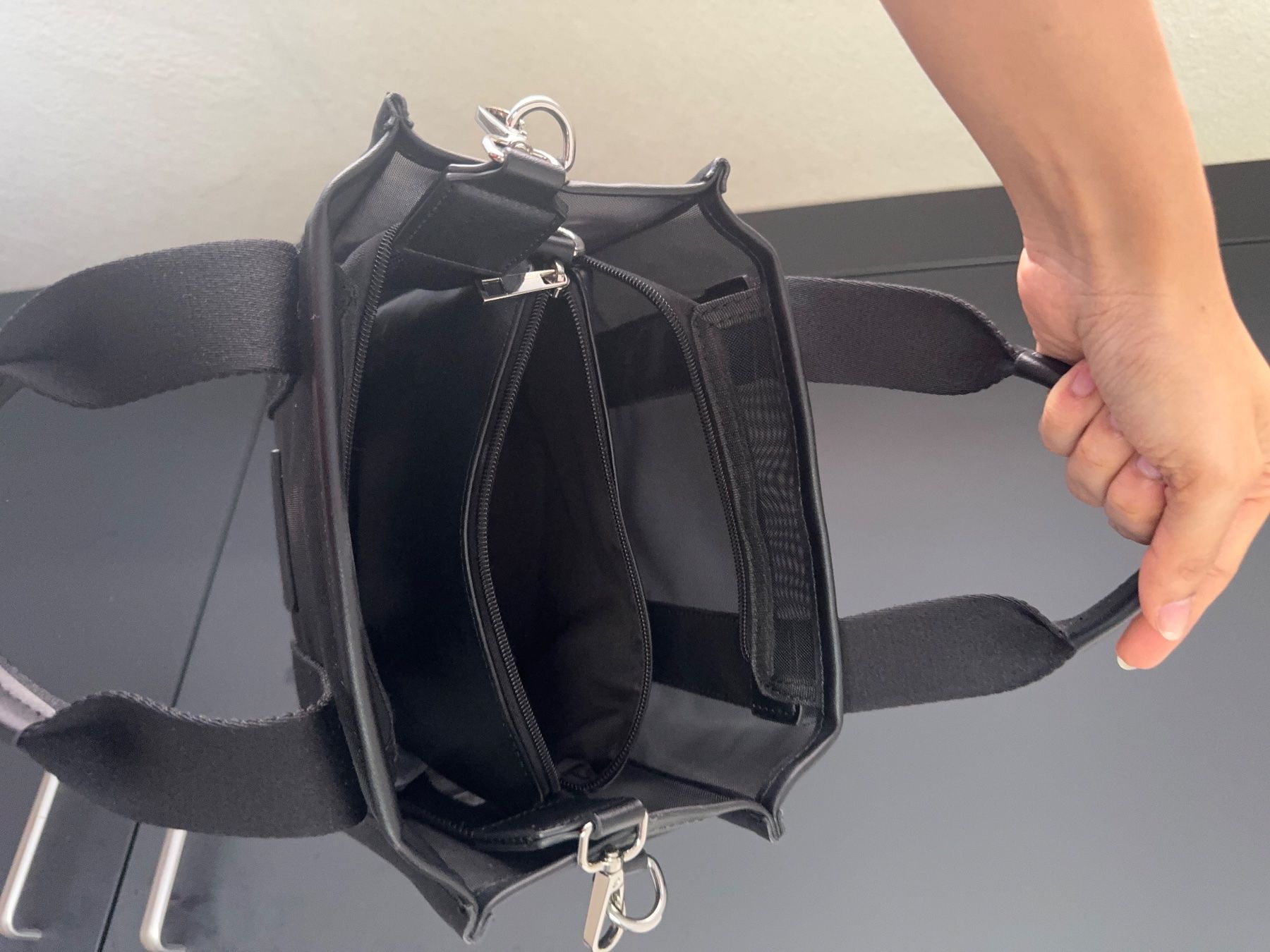 Borse da donna: Black shoulder bag – Usato da Zürich venduto da hal_2yzx 3