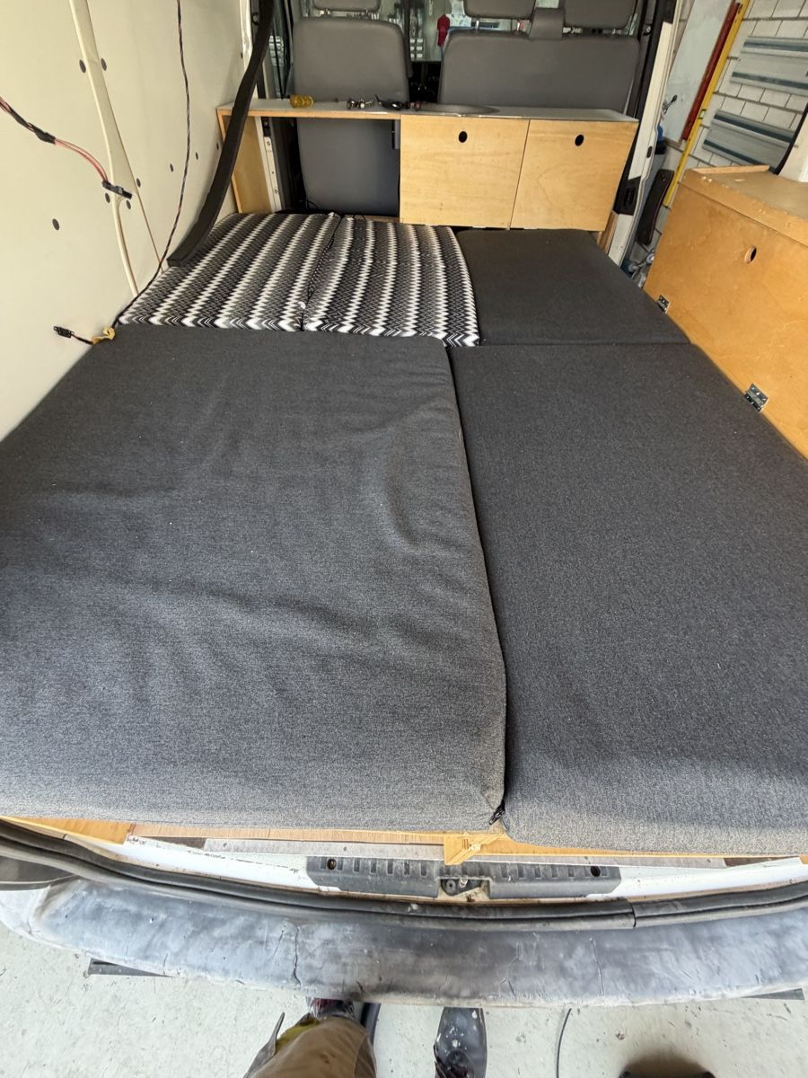 Accessori per altri veicoli: VW T5 Camping Ausbau – Usato da Beckenried venduto da chef3945 1