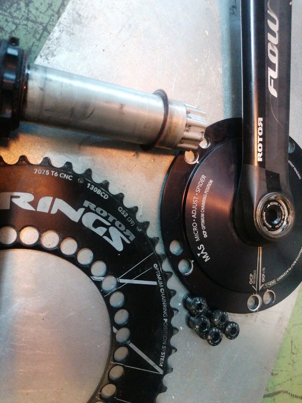 Pièces détachées: BB30 Rotor Kurbel 3D+ 130BCD  – D'occasion à Lausanne par Frankenstein 2