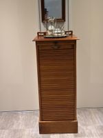 Antiker Bürorollschrank mit 6 Tablaren