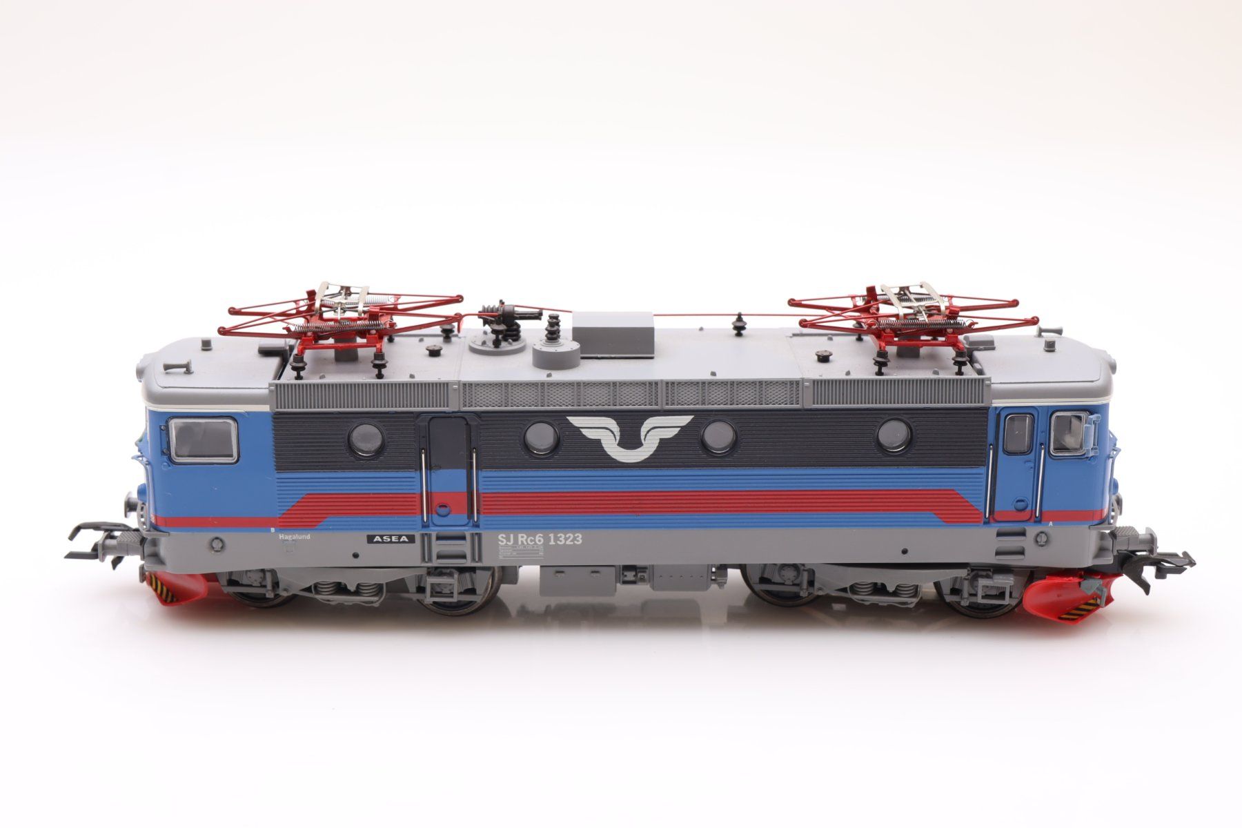 Roco Modelleisenbahnen: Roco 69570 SJ Ro6 1323 E-Lok AC, H0 – Gebraucht aus Ried (Muotathal) von Modellbahn.swiss 2