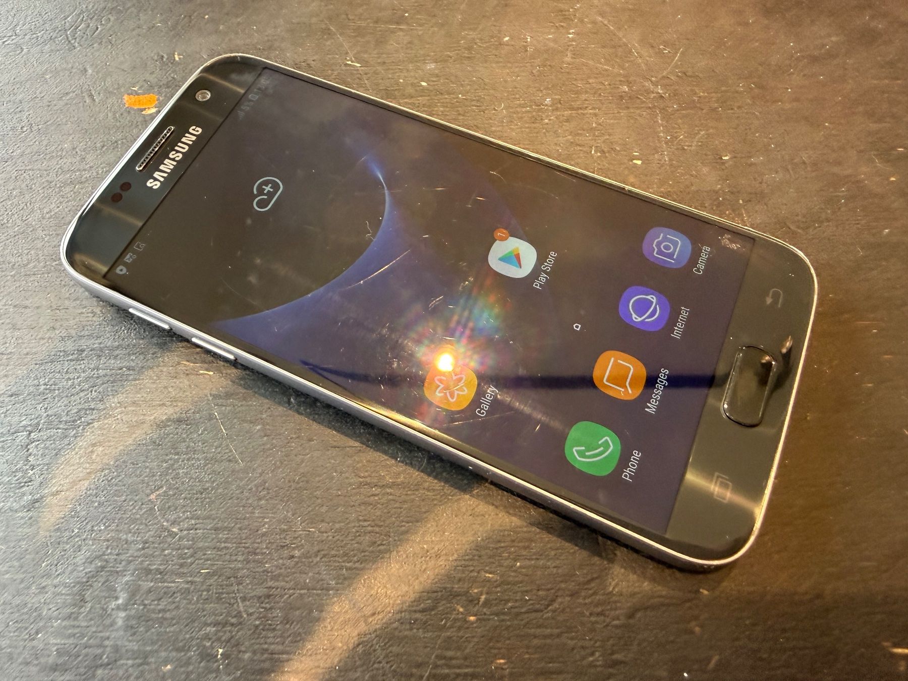 Samsung Telefoni cellulari / Smartphones: Samsung S7 32GB – Usato da Siebnen venduto da icrservicesolutions