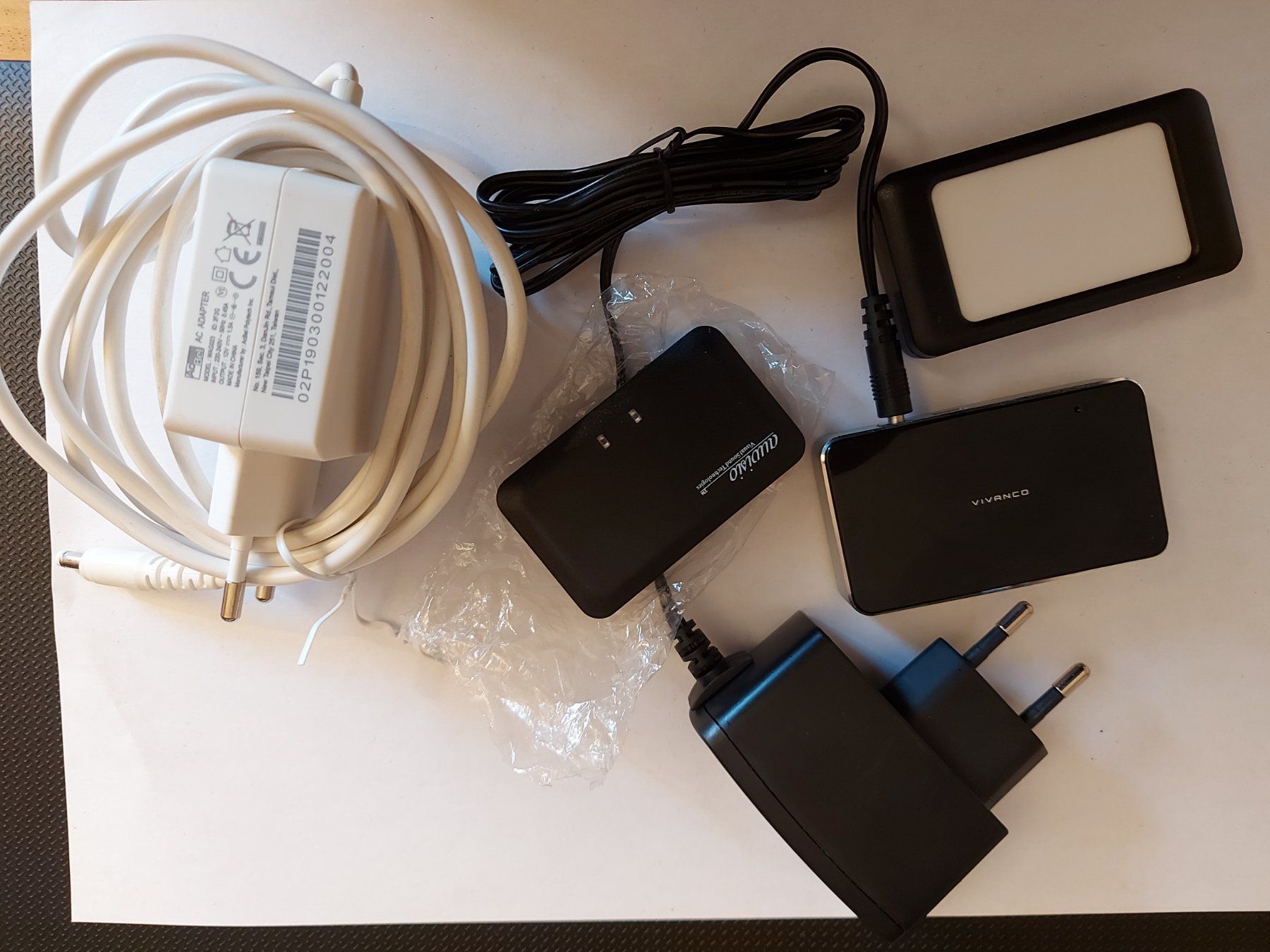 Lettori di schede: USB Kartenleser – Usato da St. Gallen venduto da kamel27 2