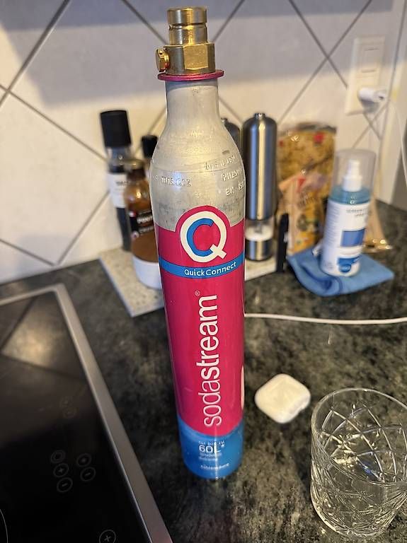 Elettrodomestici da cucina: SodaStream Quick Connect CO-Zylinder  voll – Usato da Kreuzlingen venduto da kev_595t 2