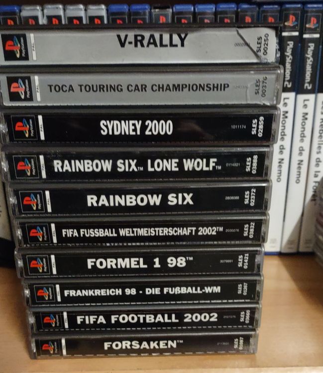 Lot 10 Jeux PS2 - Sports : Foot, Volley, Basket, Tennis, Vélo - PAL