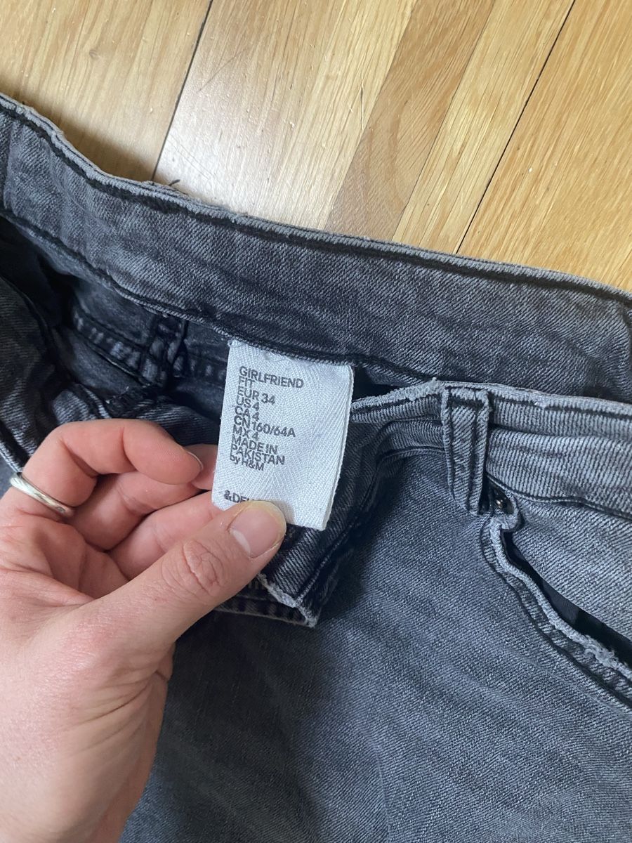 Jeans: zwei Jeans Hosen – Gebraucht aus Luzern von oli_6x2r 2