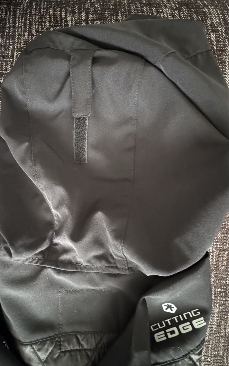 Giacche: Softshell Jacke Cutting Edge schwarz Grösse 48 – Usato da Kehrsatz venduto da Adrenalina1 9