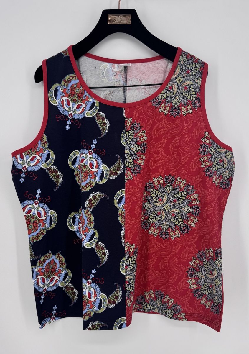 Top: # WOMAN - Top Gr. 46 # – Usato da Bolligen venduto da secondhand-with-love