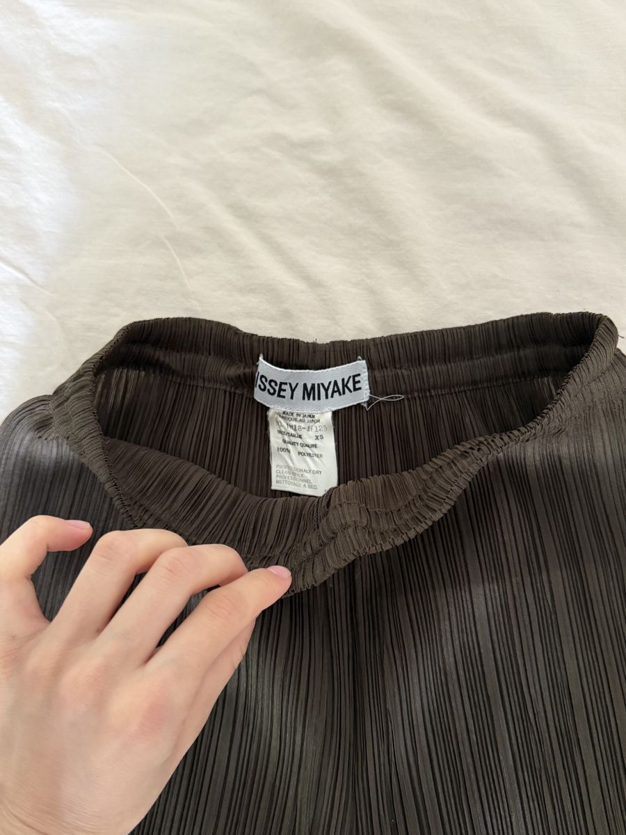 Issey Miyake Pantaloni: Issey Miyake Shorts – Usato da Zürich venduto da e.v000 1
