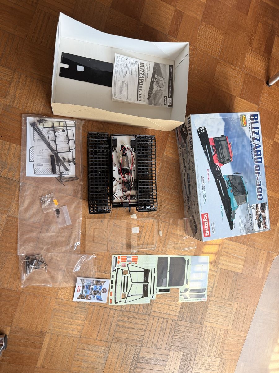 Kyosho Modellismo RC: Pistenbully Blizzard DF-300 – Nuovo (secondo la descrizione) da Deitingen venduto da Djlion