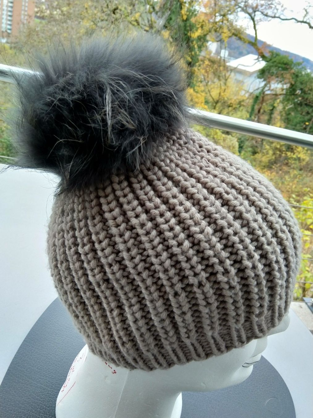 Chapeaux, bonnets & casquettes: Damen Mütze – D'occasion à Rieden AG par Galina11