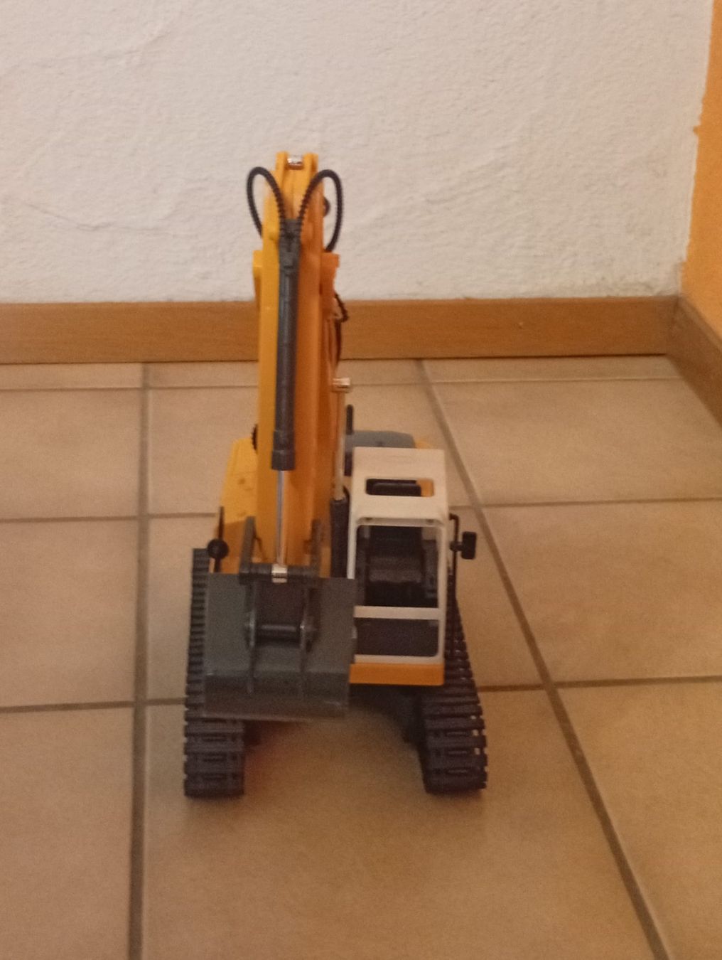 Giocattoli: Liebherr Bagger 936, ferngesteuert – Nuovo (secondo la descrizione) da Buttikon SZ venduto da cla_sh9h 1