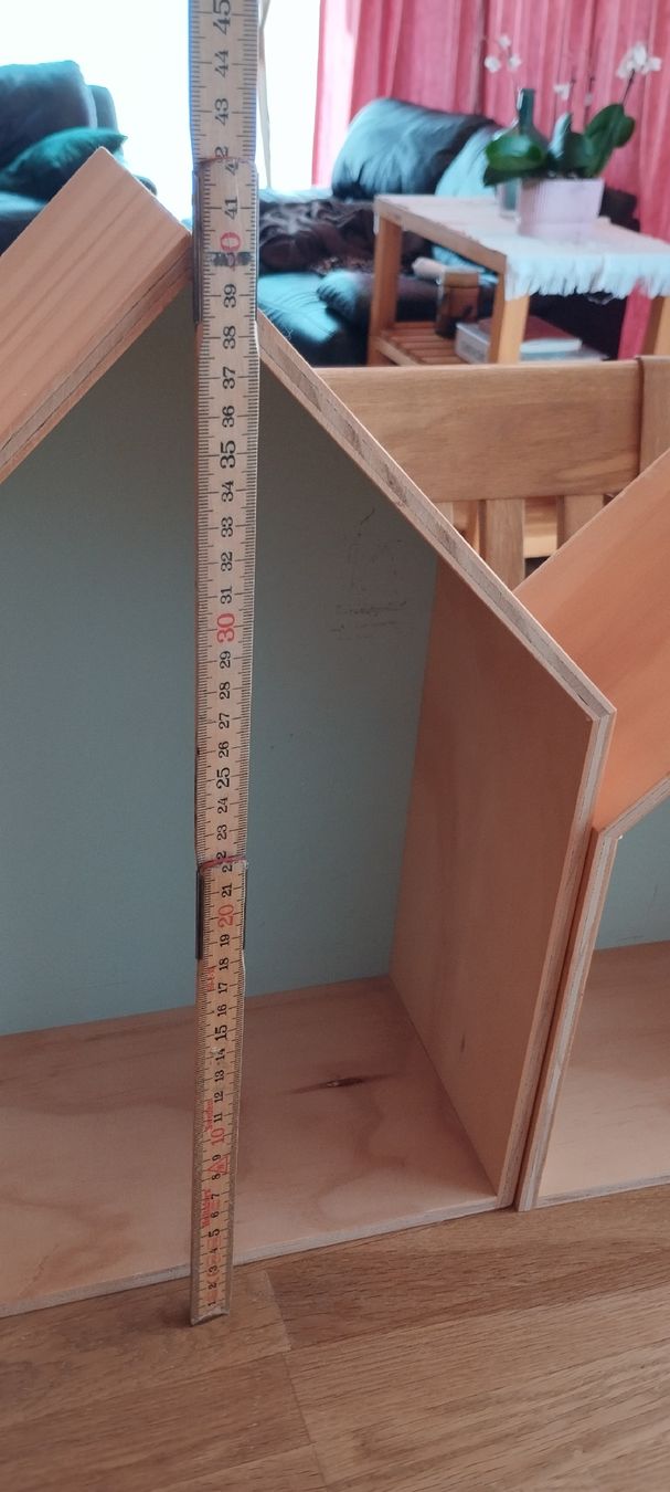 Scaffali: Kinder Haus Regal aus Holz  – Usato da Mörel venduto da MJoaoCosta 2