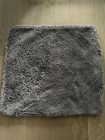 Flauschiger Kissenbezug