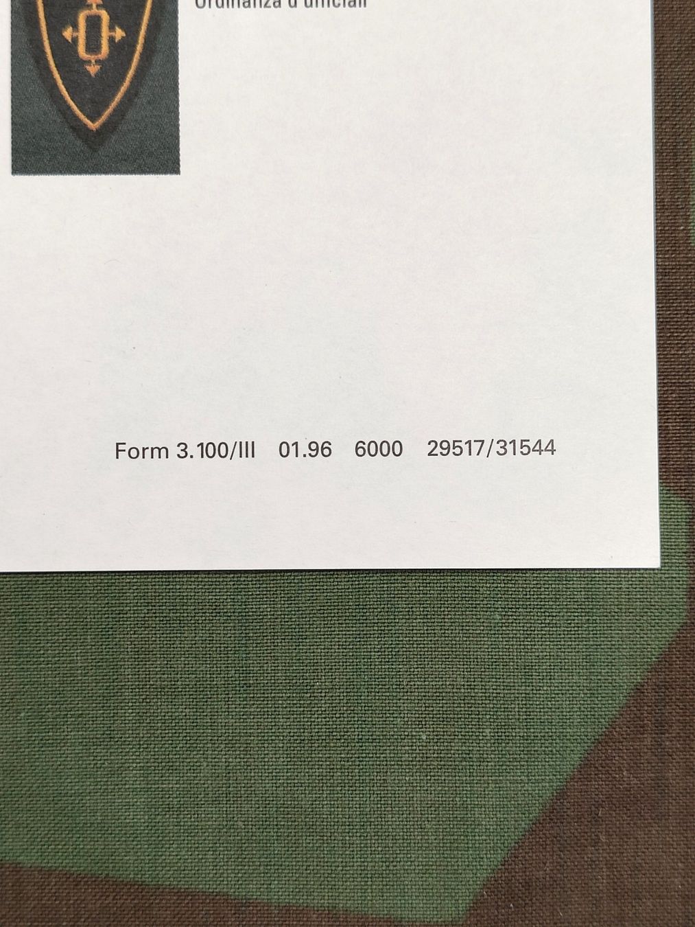 Schweizer Armee Uniformi: Formular 03.100/III, DIE ABZEICHEN DER SCHWEIZER ARMEE, 1996 – Usato da Bauma venduto da SwissMilitaria 1