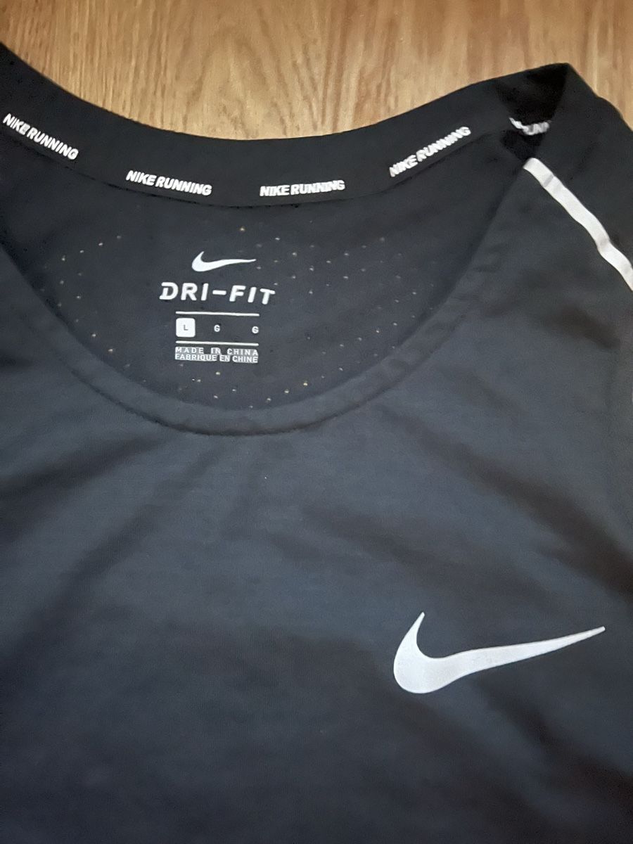 Nike Tops: Nike Tanktop Gr. L – Neu (gemäss Beschreibung) aus Luzern von lou_p8qb 1