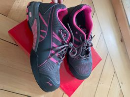 Stahlkappenschuhe EUR 37