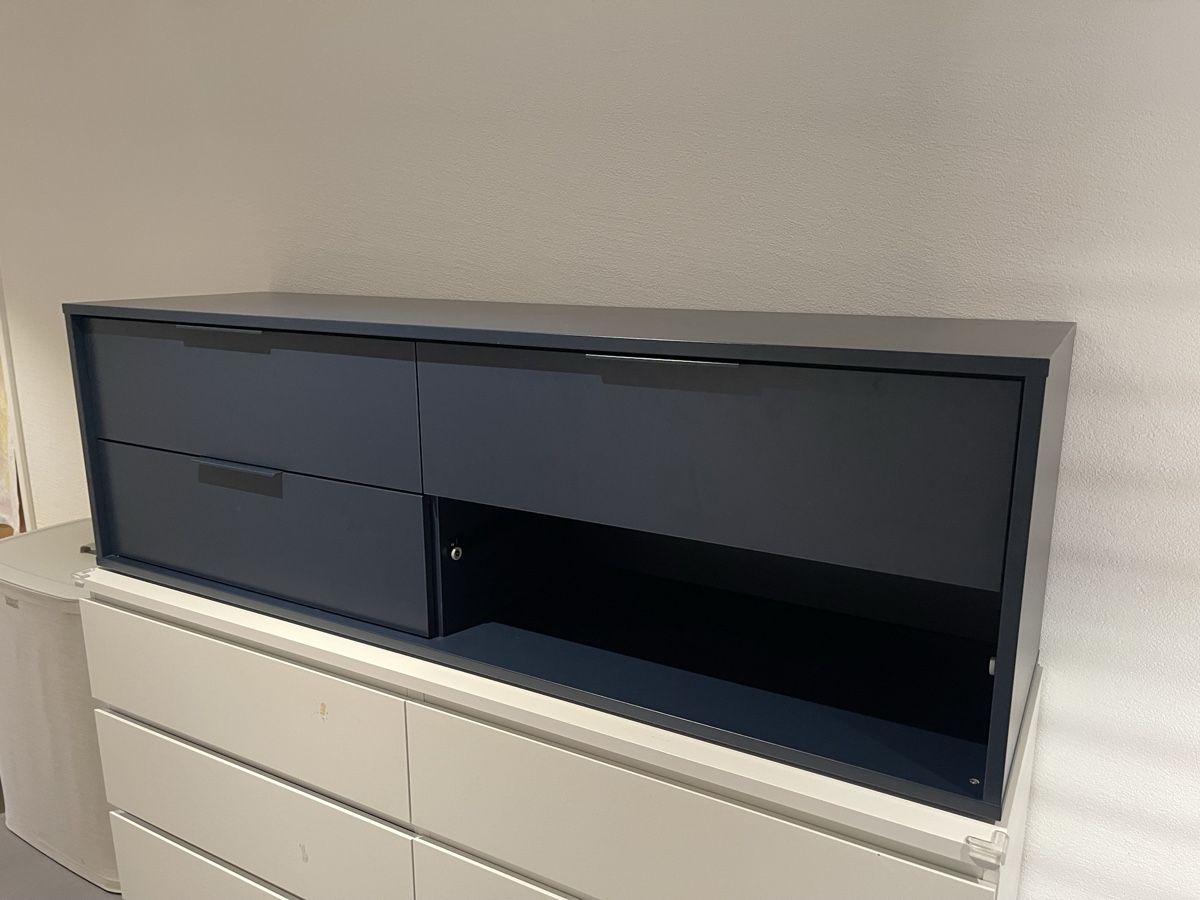 Commodes: IKEA Sideboard / Schuhkommode & TV-Möbel (Dunkelblau) – D'occasion à Oberarth par MaTla