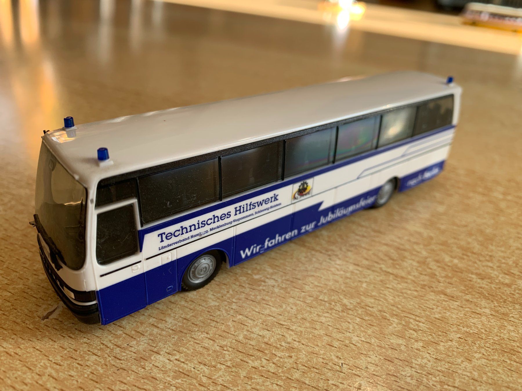 Modellini di ferrovie: Setra "THW Technisches Hilfswerk" – Usato da Flums venduto da finn1975