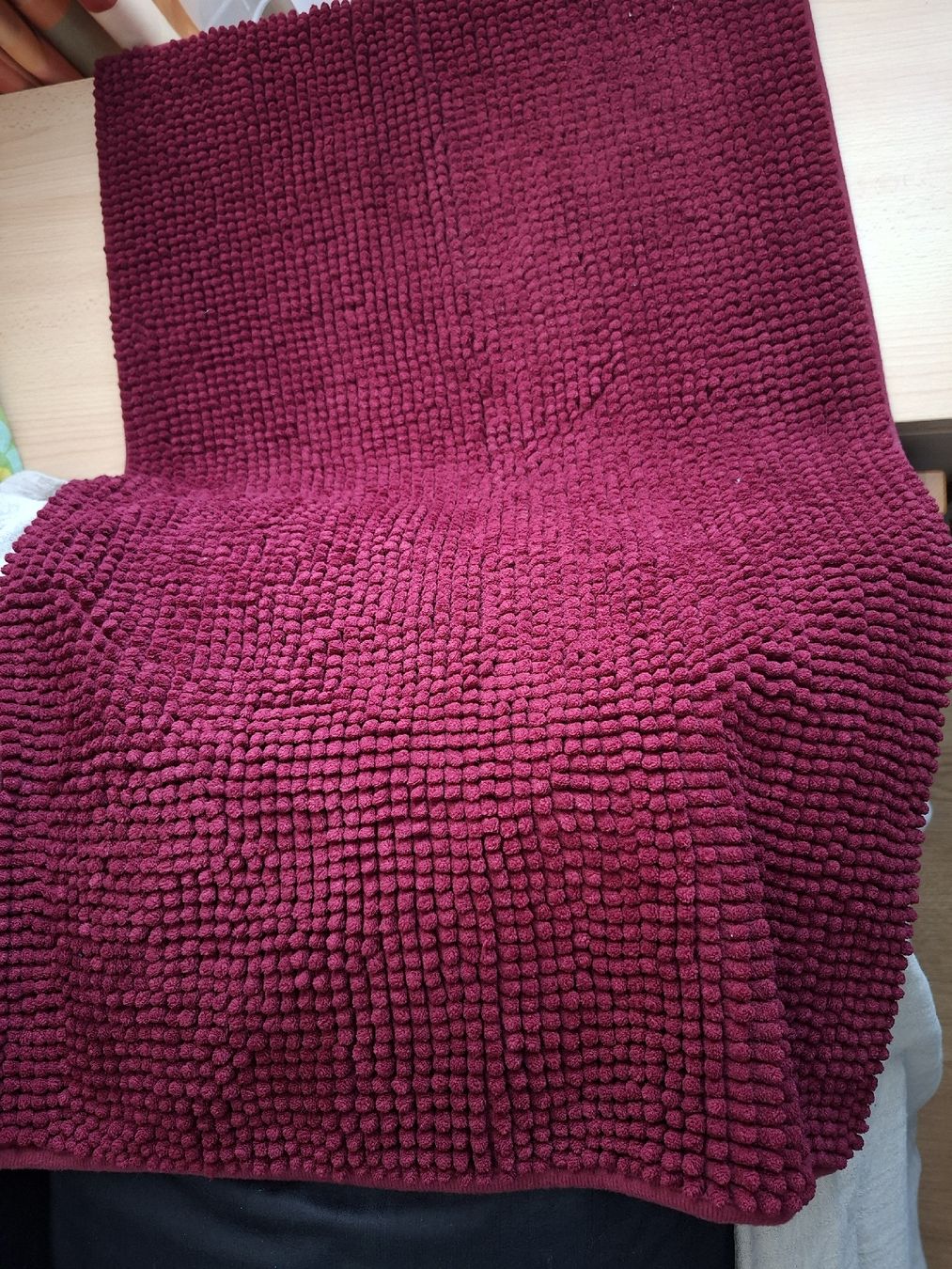 Tapis: Badteppich Rot – D'occasion à Wetzikon ZH par Wetzithal