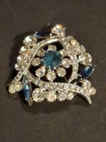 Brosche Vintage,dreieckig, viel Strass - glitzert wunderbar