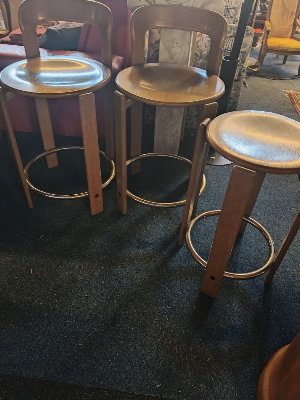 Dietiker Sedie: Dietiker 2Stühle und 1 Hocker  – Usato da Zwingen venduto da inf_2blh