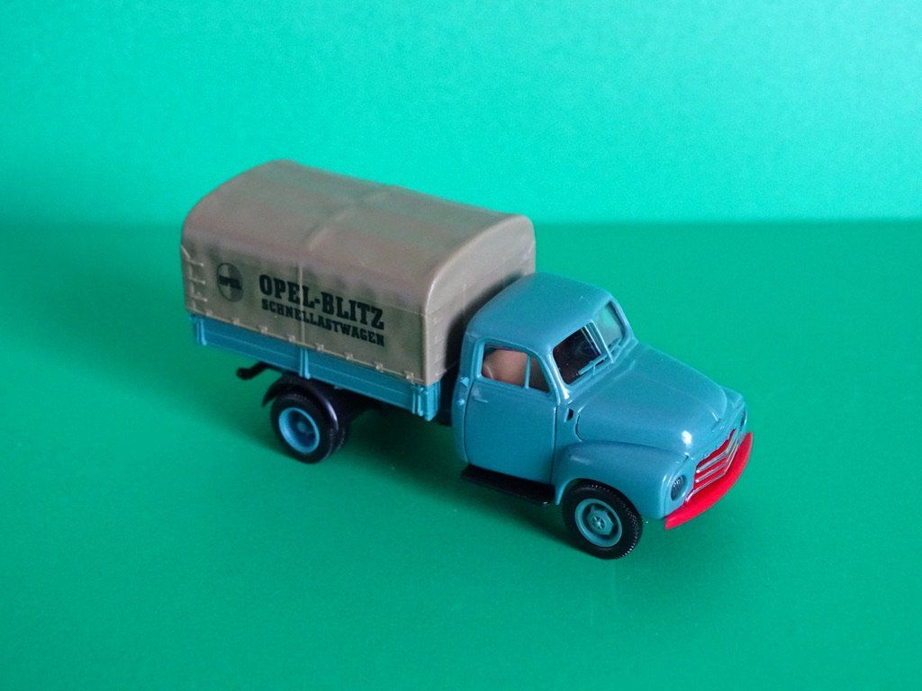 Brekina Modellini d'auto: Opel Blitz von Brekina 1/87 – Usato da Bretzwil venduto da Meex 1