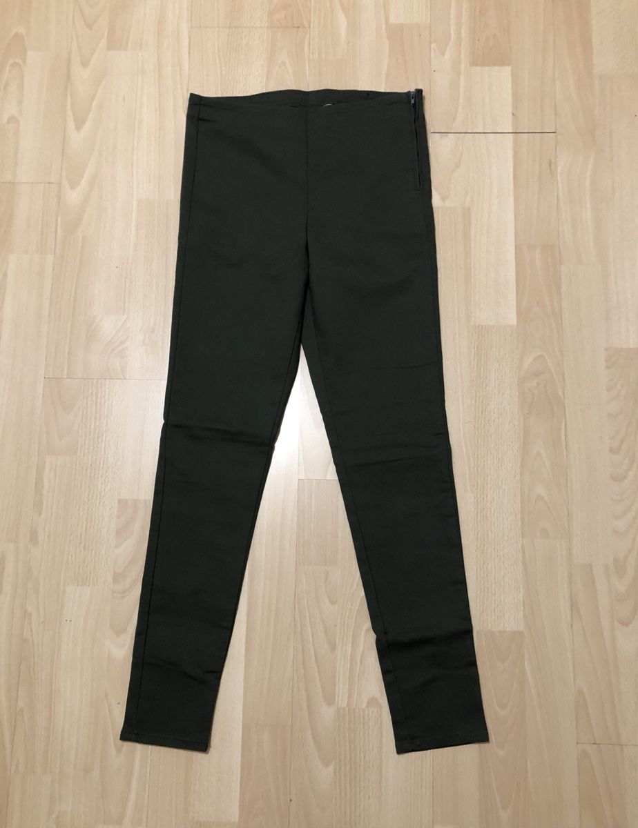 H&M Pantalons: H&M Hose Gr.38 – Neuf (Voir description) à Chur par vicky7
