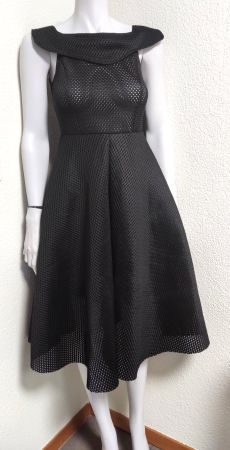 Elegantes A-Linien Kleid Mesh-/Netz-Optik Gr. S NEU