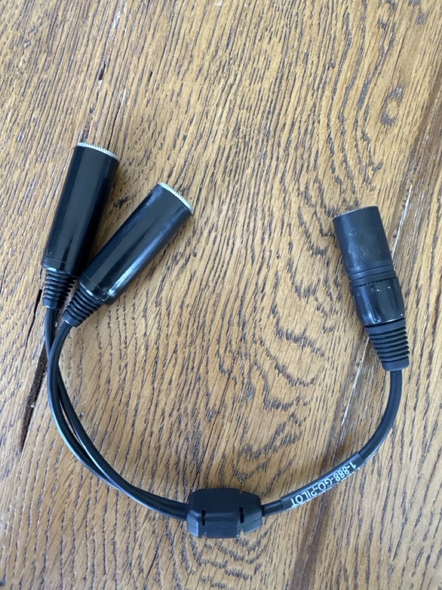 Unità & Adattatore: GA Headset to Airbus Adapter – Usato da Unterengstringen venduto da PapaFoxtrott
