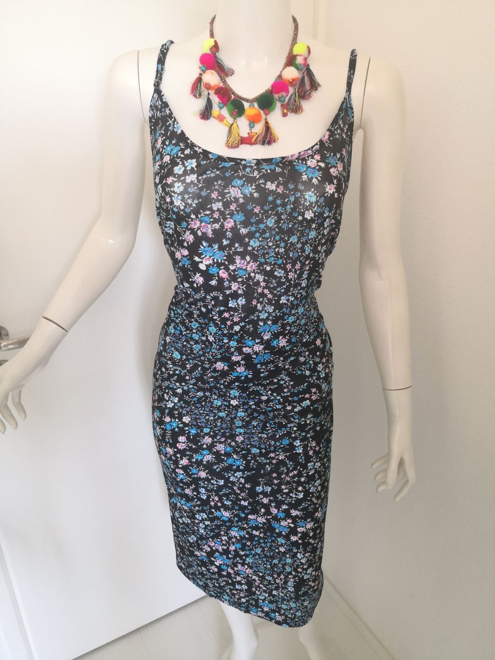 Vestiti: 🤩BOHO-CHIC KLEID SCHWARZ MIT BLUMENMUSTER – Usato da Olten venduto da Naja-Twins-Twins 3