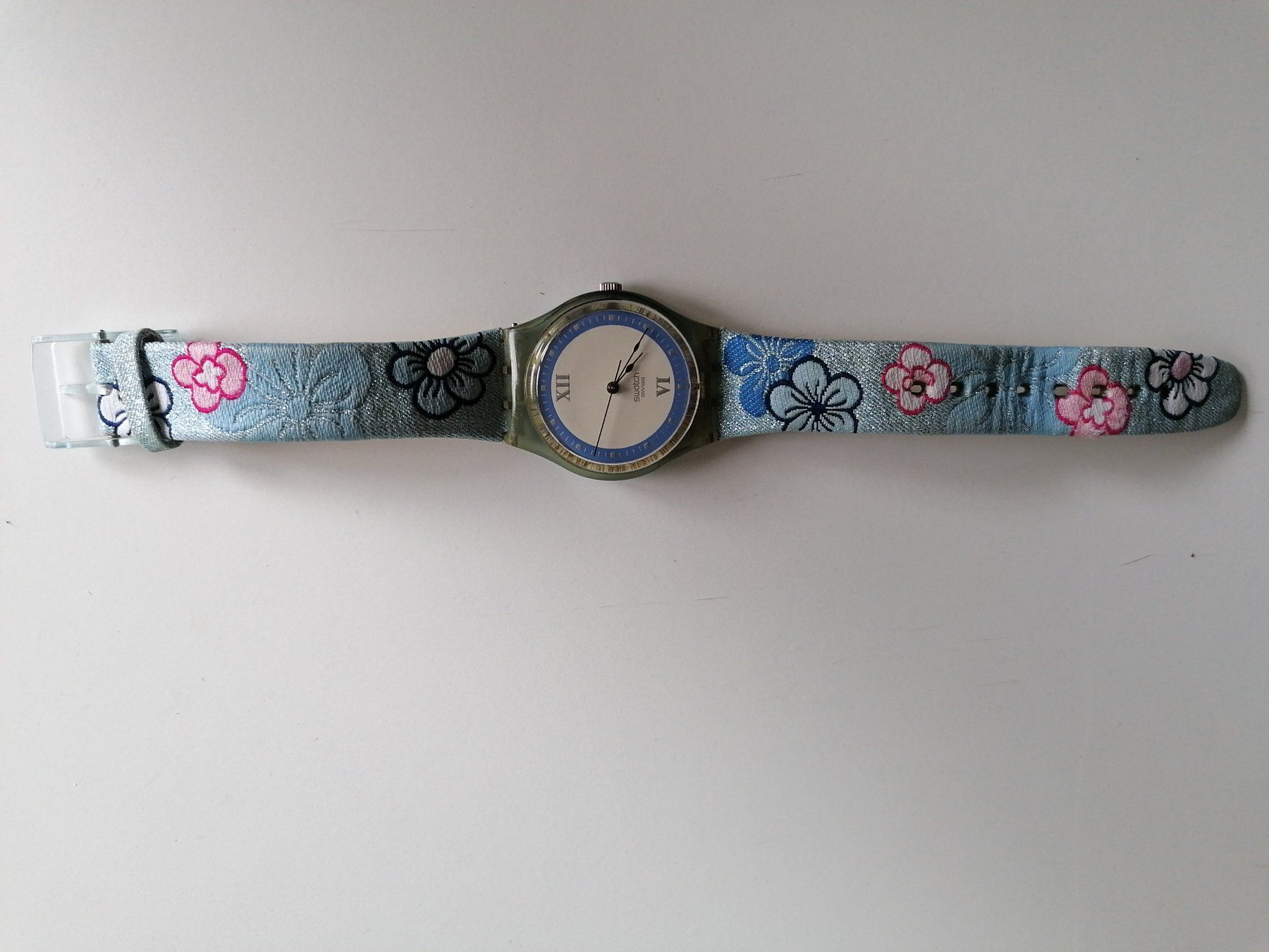 Swatch Orologi: Swatch von 2001, Nr. 242 – Usato da Bottmingen venduto da dah_cfj9 1