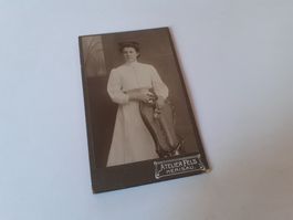 SCHWIIZER FRAU DAZUMAL - JUNGI USSERöDLERI - HERISAU