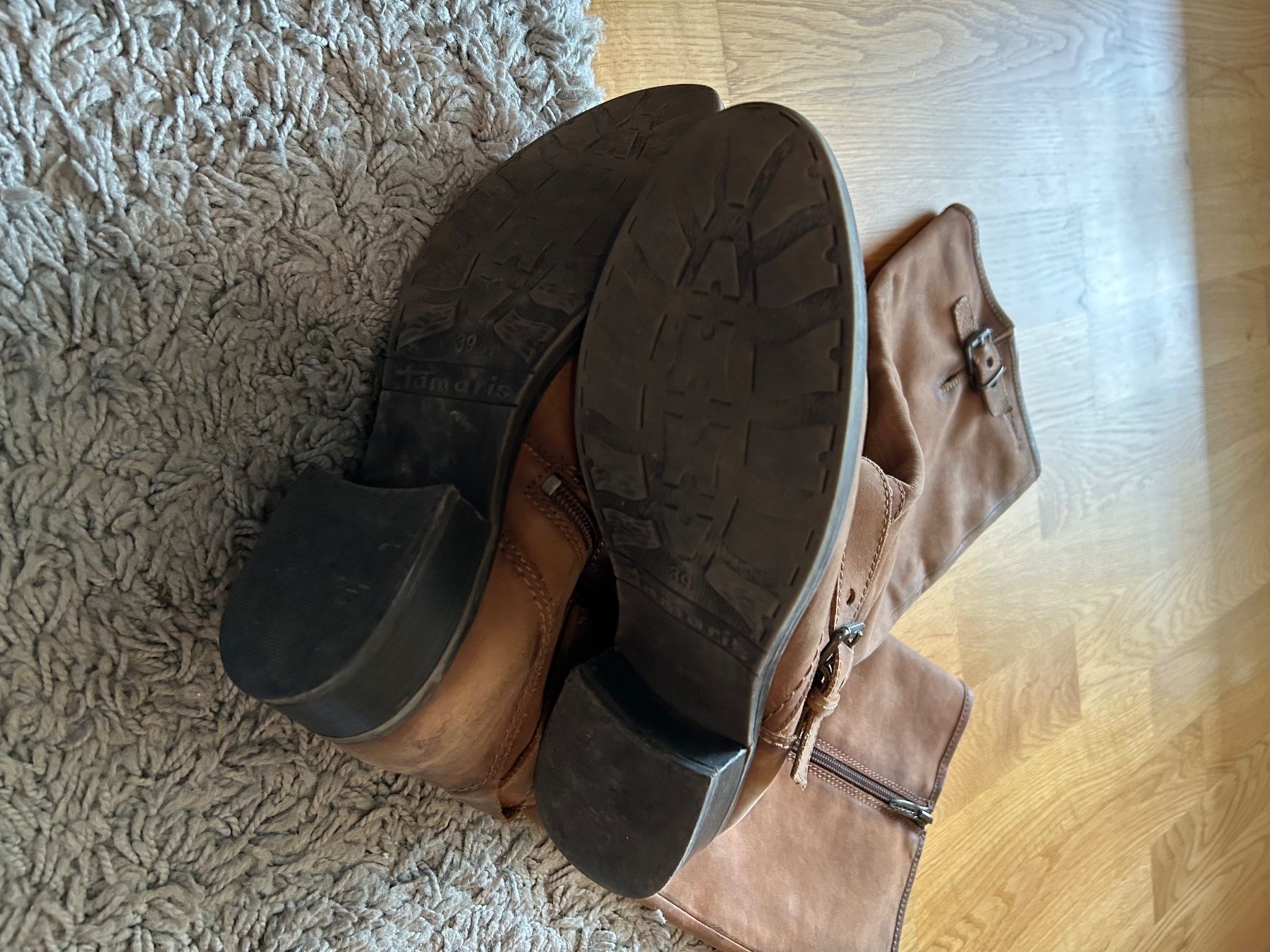 Tamaris Scarpe da donna: Tamaris Stiefel Grösse 39 – Usato da Arnegg venduto da LadinaR94 2