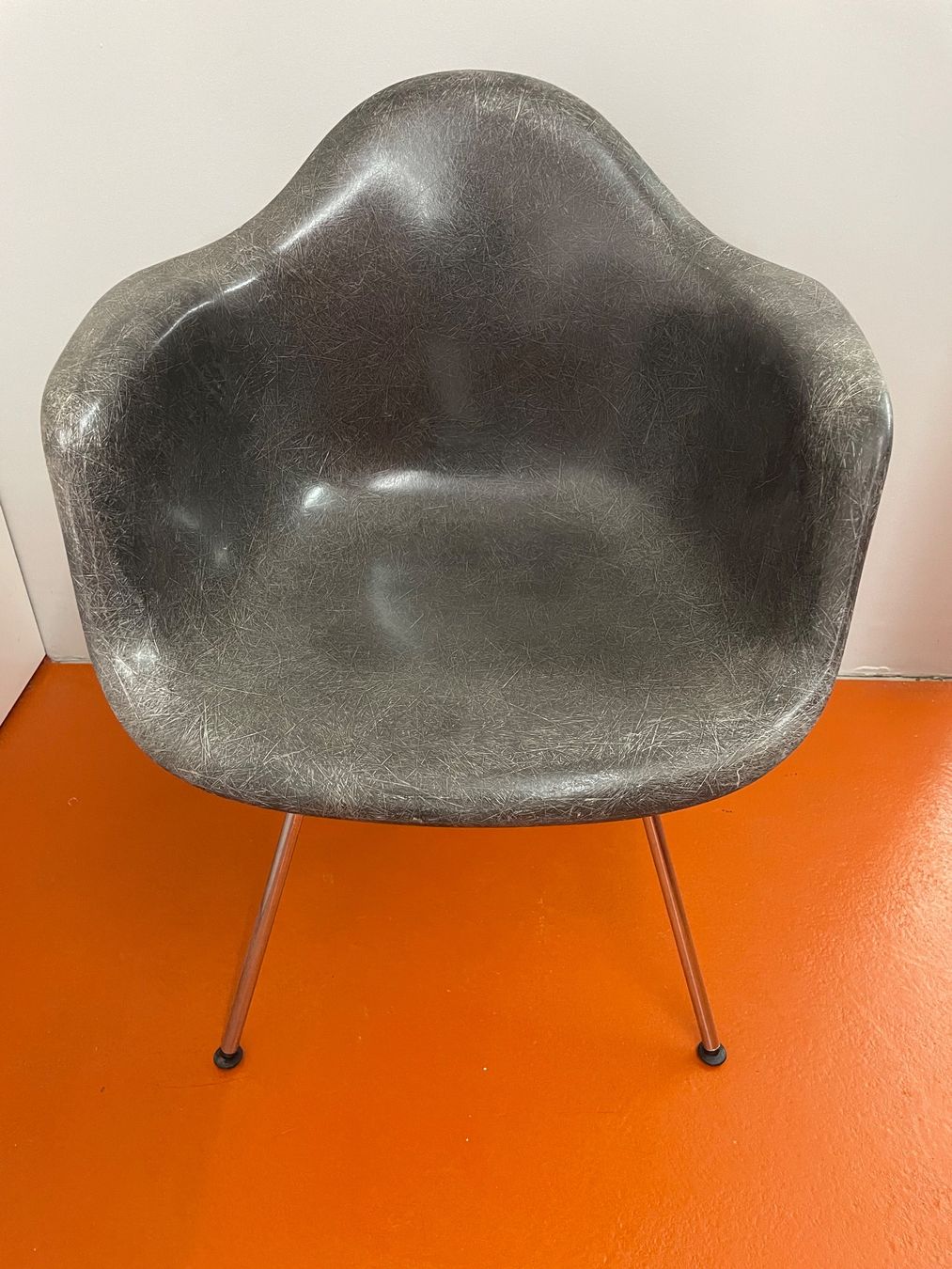 Eames Sedie: Eames Schaukelstuhl schwarz – Usato da ipsach venduto da Latigo 2