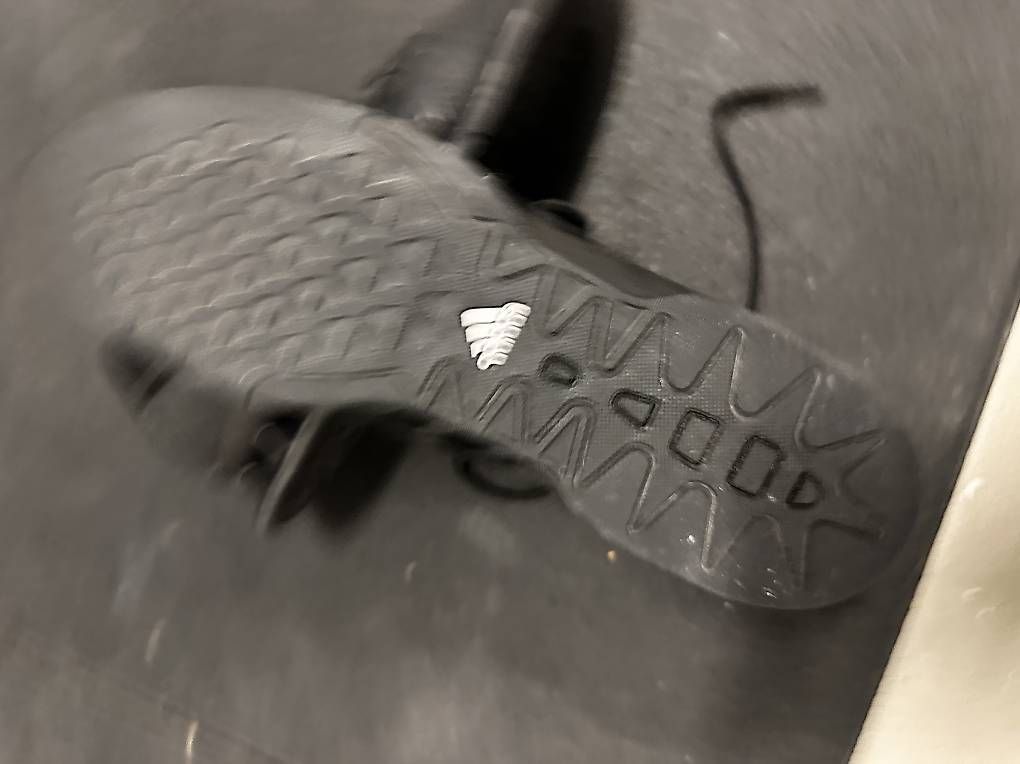 Herrenschuhe: Adidas Gewichthebeschuhe 41 1/2 – Gebraucht aus Rupperswil von Bookie92 1