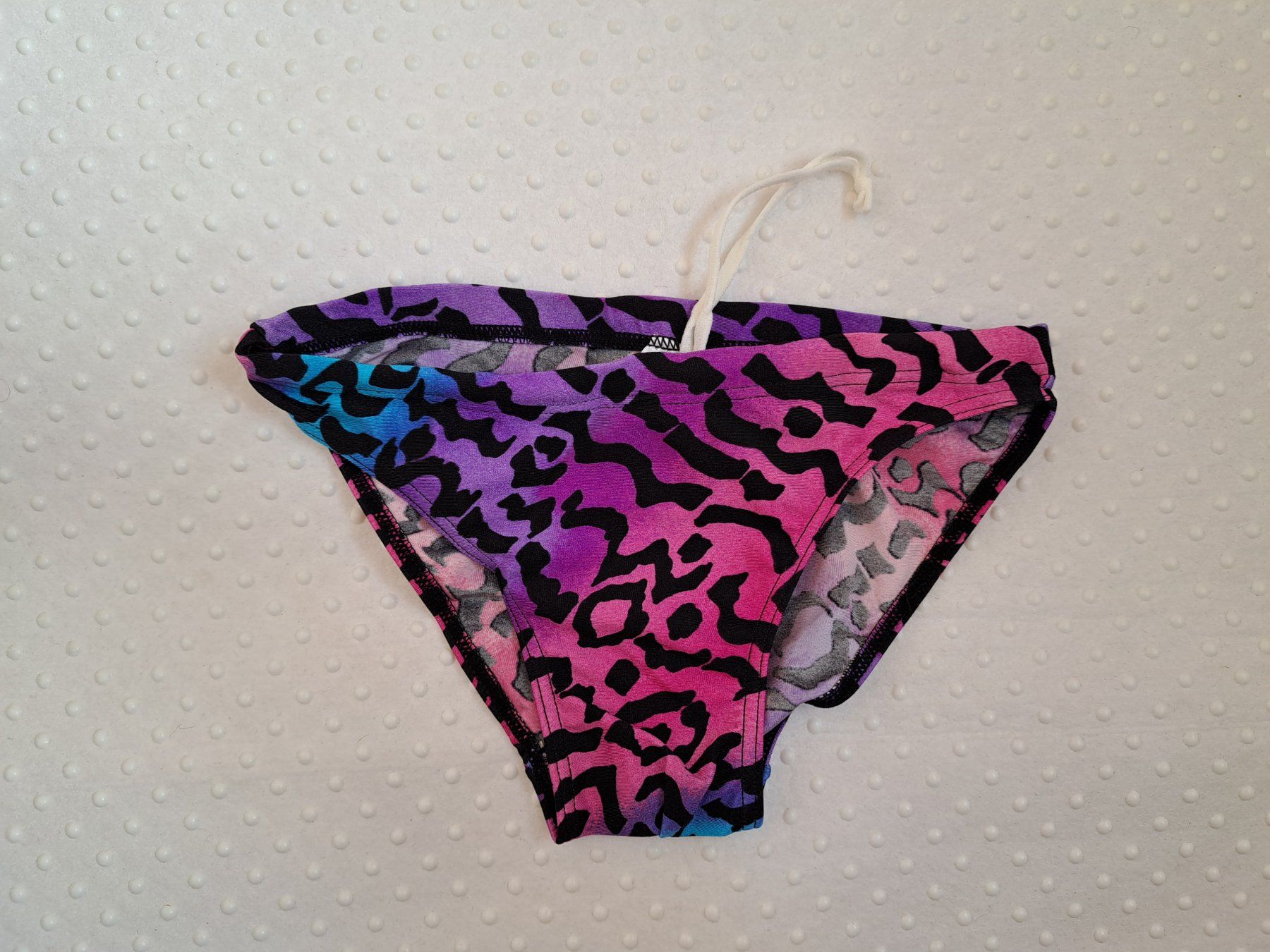 Costumi da bagno: Neu! Retro Badehose Neonfarben Gr. 164 – Nuovo e nell'imballaggio originale da Gysenstein venduto da joshuas81