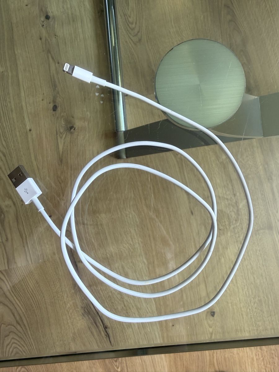 Apple Cavi: Original Apple Lightning Kabel - Top Zustand! – Usato da Wald ZH venduto da jul_q5j8