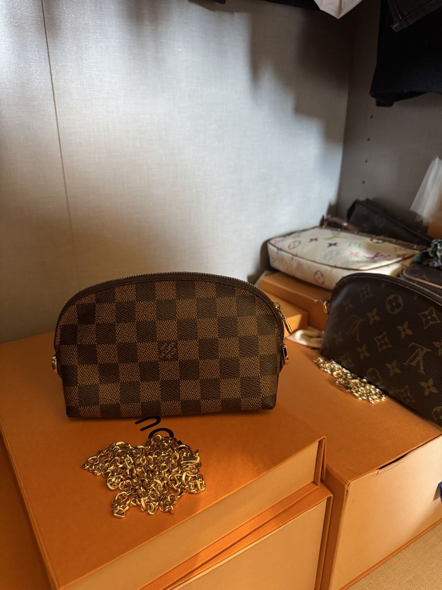 Louis Vuitton Borse: Louis Vuitton Cosmetics Accessories Damier – Usato da Widnau venduto da Pukpan_99