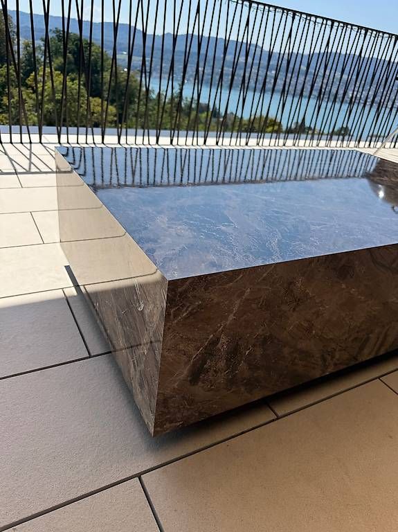 Tables: Sofatisch – D'occasion à Erlenbach ZH par mal_qvk6 1