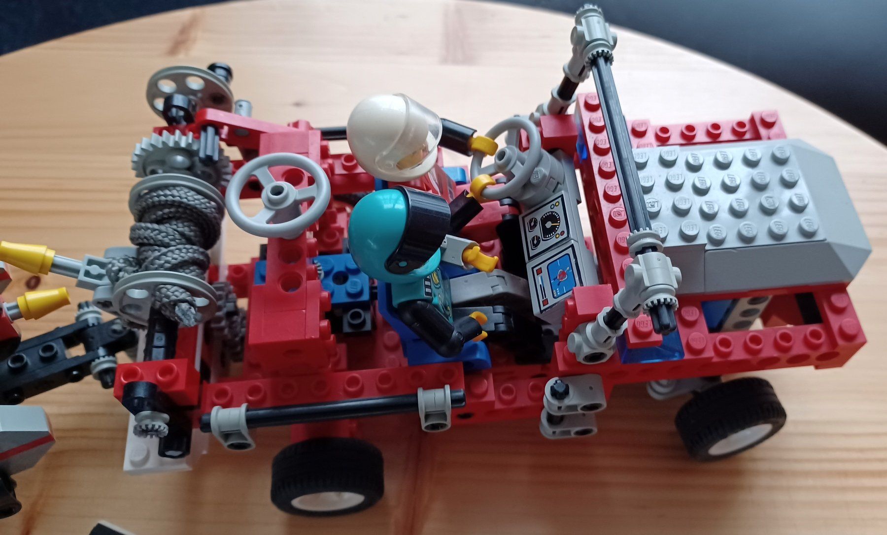 Lego Spielzeuge: Lego Technic Feuerwehrauto + Anhänger mit Boot, Nr. 8280 – Gebraucht aus Lommis von zozzen 1