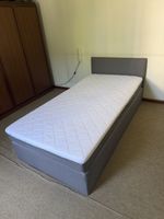 Bett mit Matratze und Kopfteil grau gebraucht