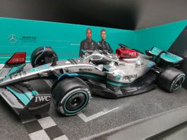 F1 Mercedes AMG Petronas W13  Hamilton - 1/43 - Burago OVP