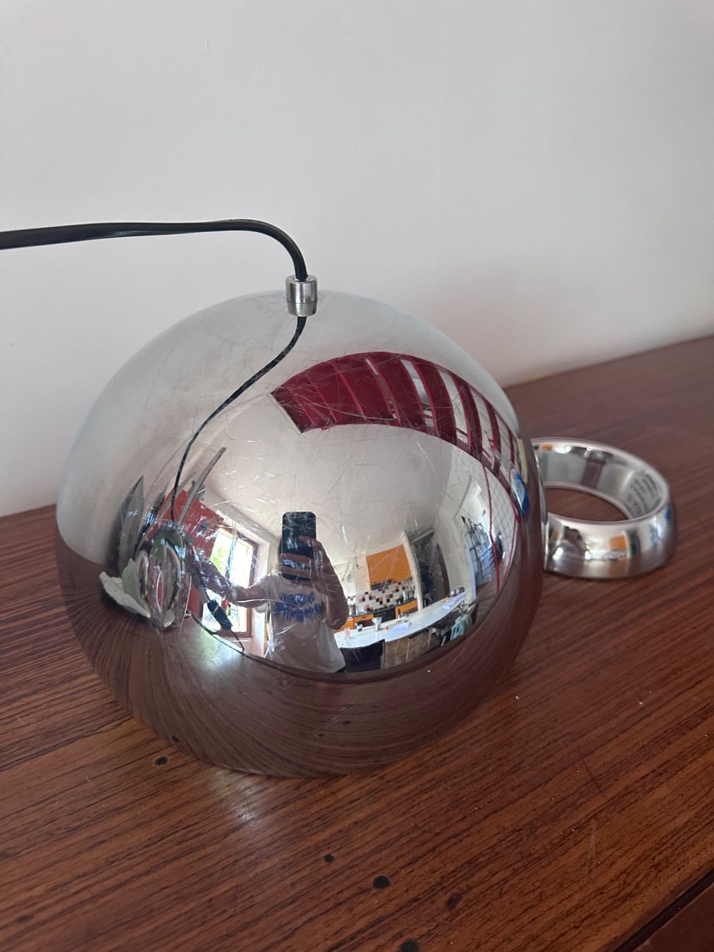 Lampade: Lampe Bouboule de chez Aluminor vintage chrome – Usato da Lausanne venduto da jul_v9ht 4