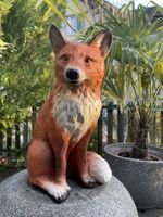 Realistische Fuchs Gartenfigur für Innen und Außen