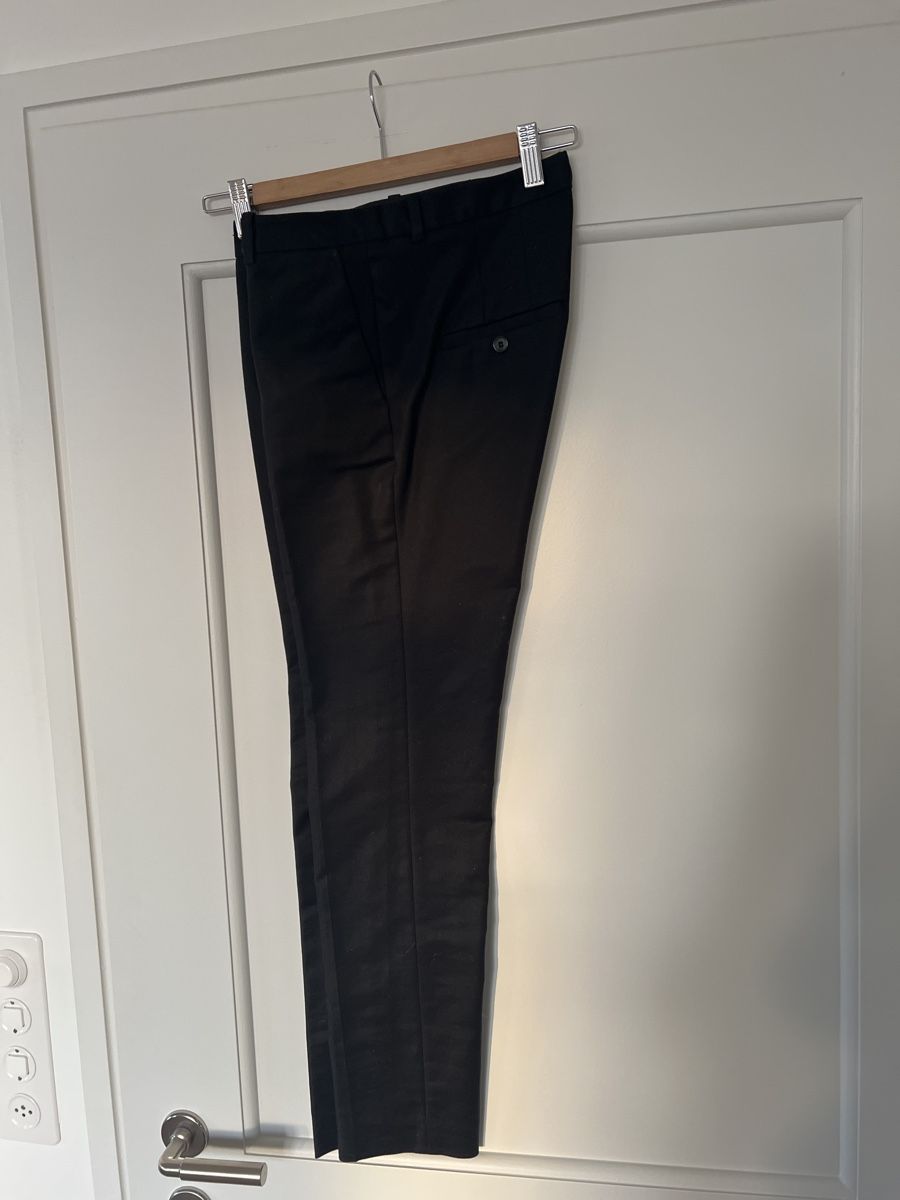 Zara Pantaloni: Chinos Schwarz – Usato da Erlenbach ZH venduto da Karinsylvester