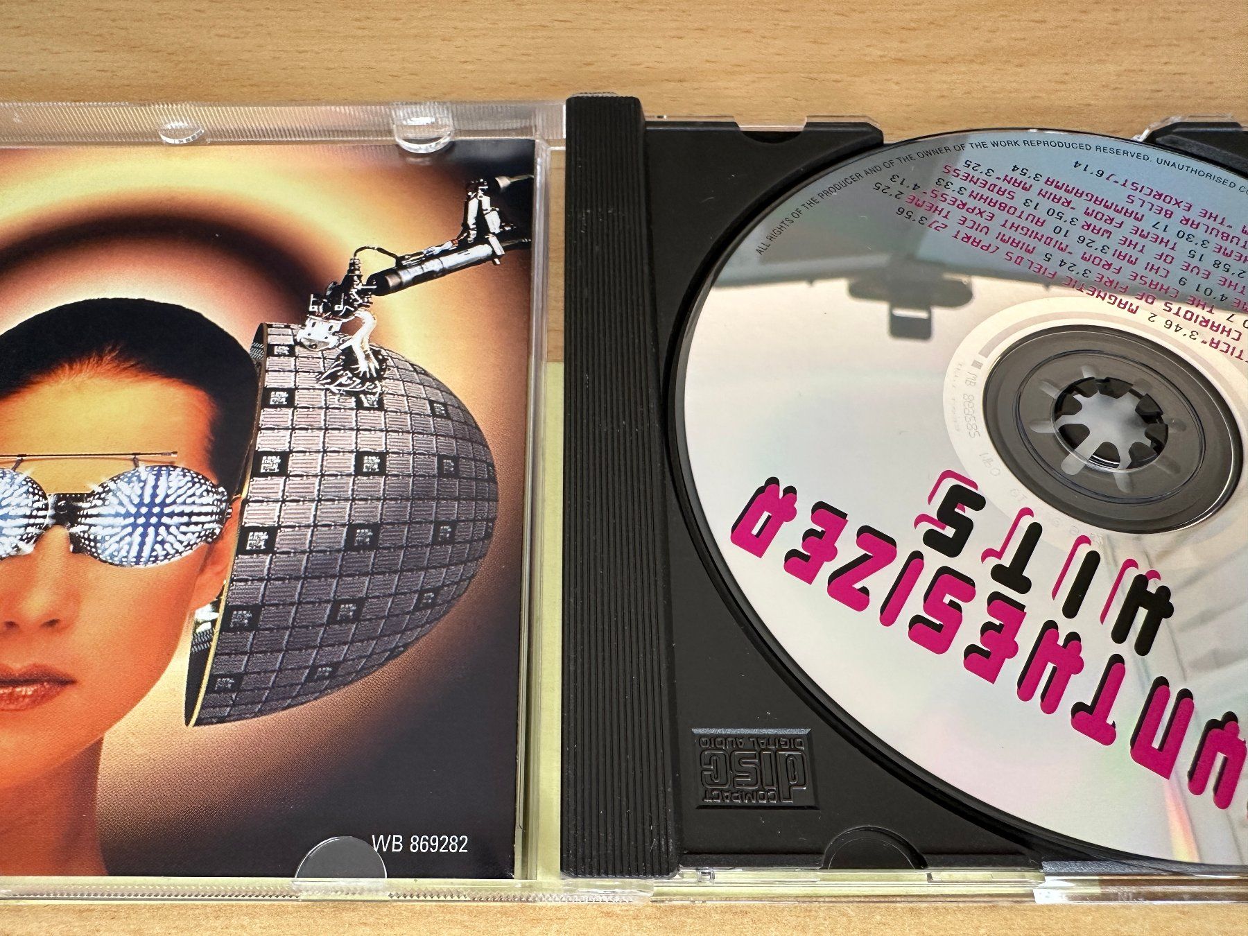 CD: Unknown Artist – Synthesizer Hits - 2 CD – Usato da Rikon im Tösstal venduto da Alpenmutz 2