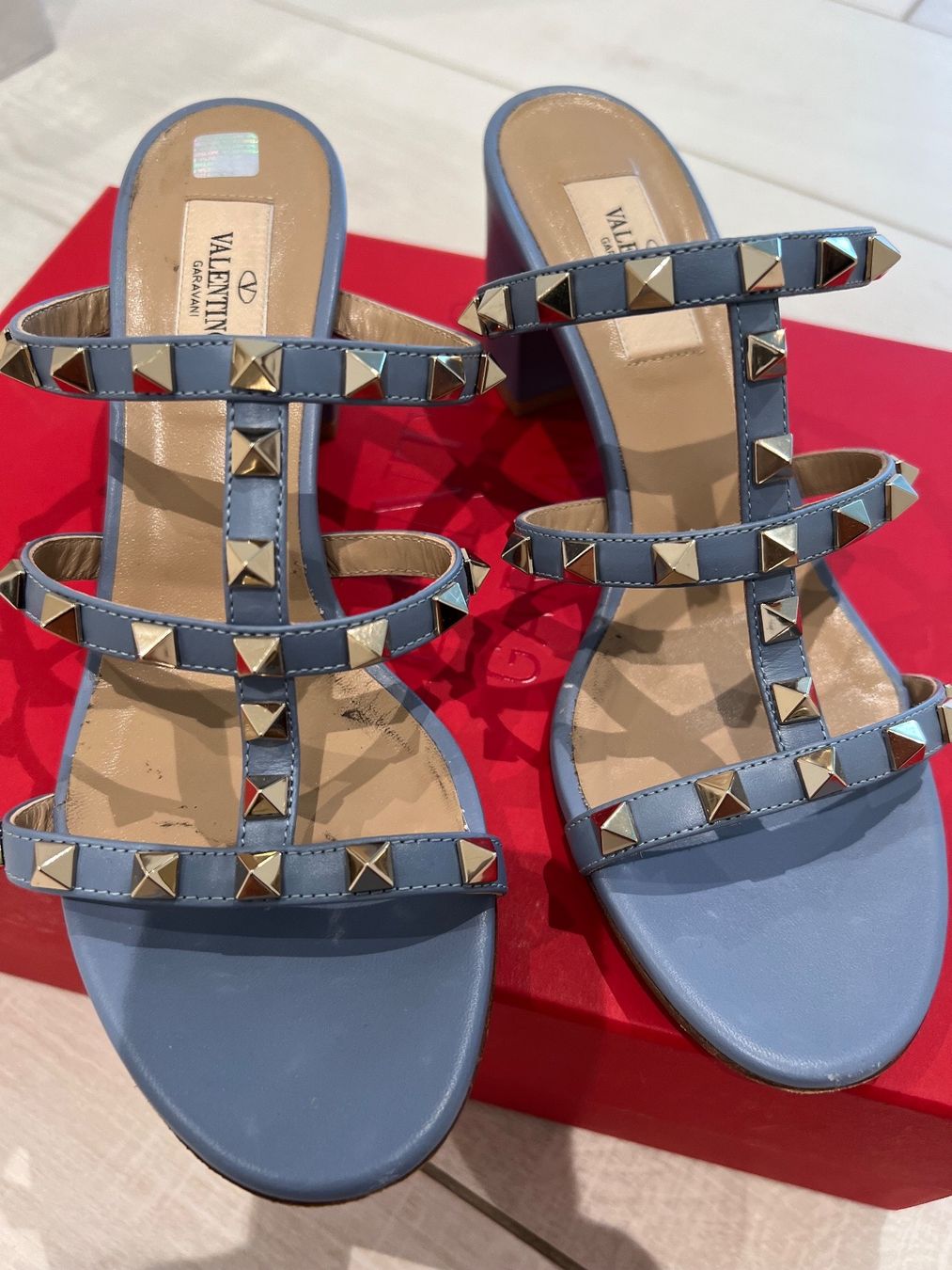 Valentino Scarpe da donna: VALENTINO GARAVANI ROCKSTUD MULES BLUE – Nuovo (secondo la descrizione) da RICHTERSWIL venduto da mftjt63