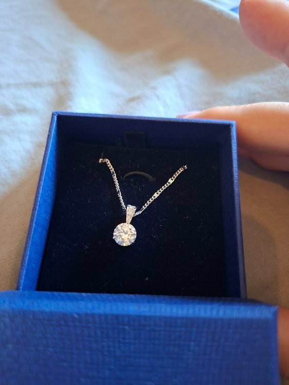 Swarovski Catenine: Kette Swarovski mit box – Nuovo e nell'imballaggio originale da Vallamand venduto da noellebaudin75 1